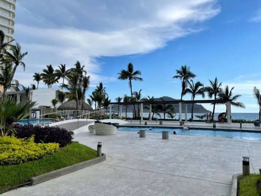 Appartement Condo De Lujo En Playa Zona Dorada Camino Al Mar Mazatlán Mexique